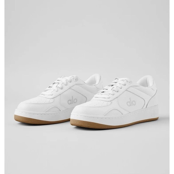 ALO Yoga Shoes - Alo Yoga shoes Recovery Mode tennis Sneakers Size 7 ultra cushion white